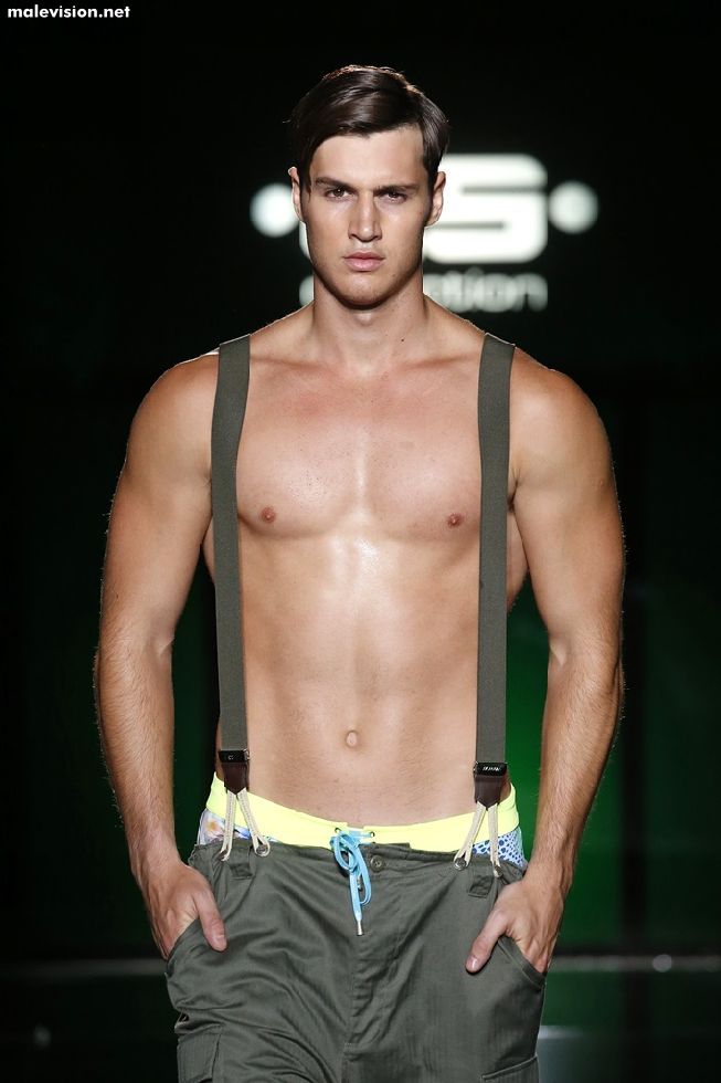 080 Barcelona Fashion model