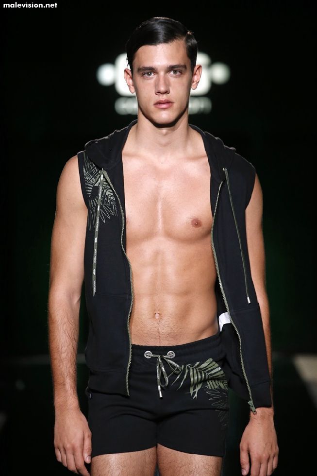 080 Barcelona Fashion model