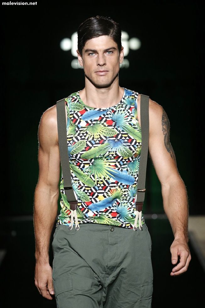 080 Barcelona Fashion model