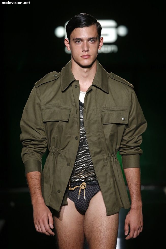 080 Barcelona Fashion model