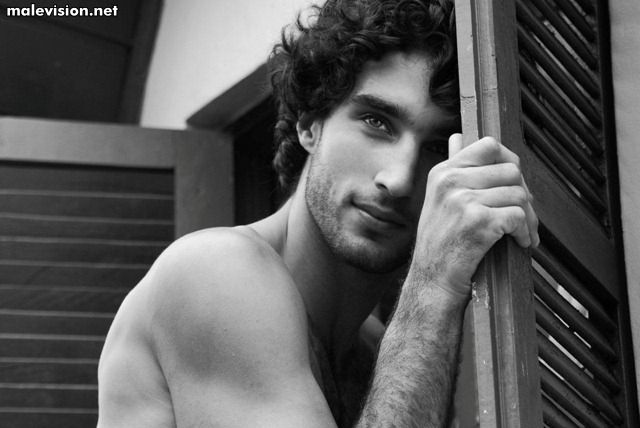 Caio Moreno model