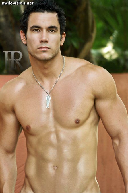 Rayko Fernandez model
