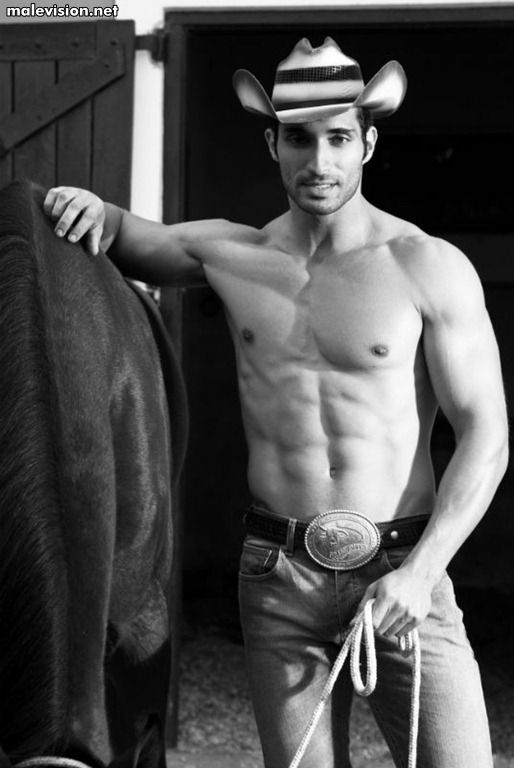 Claudio Hernandes model