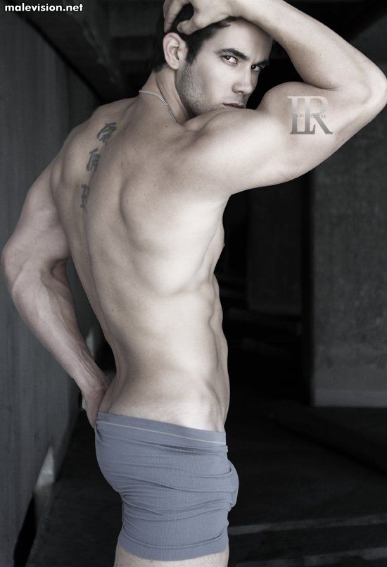 Rayko Fernandez model