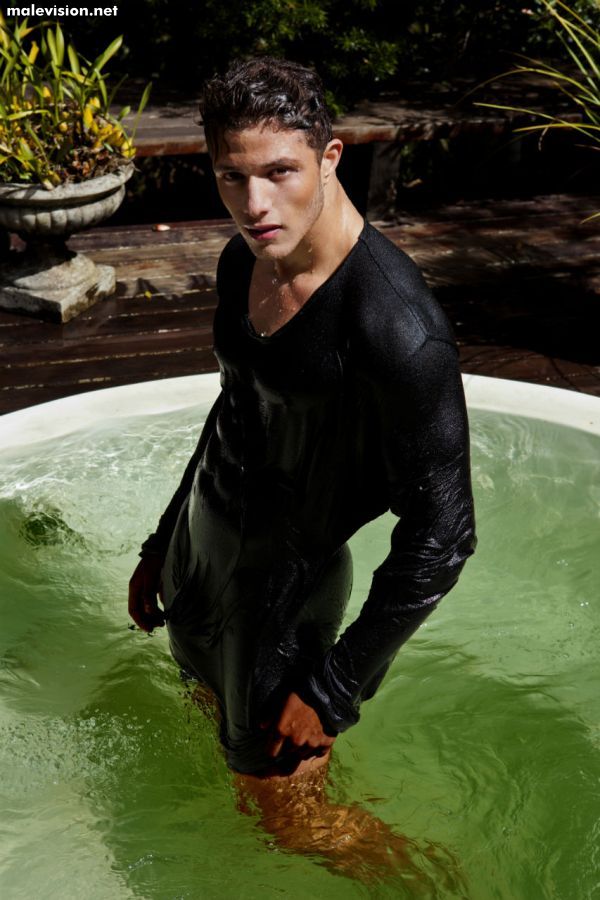 Lukas Rodrigues model