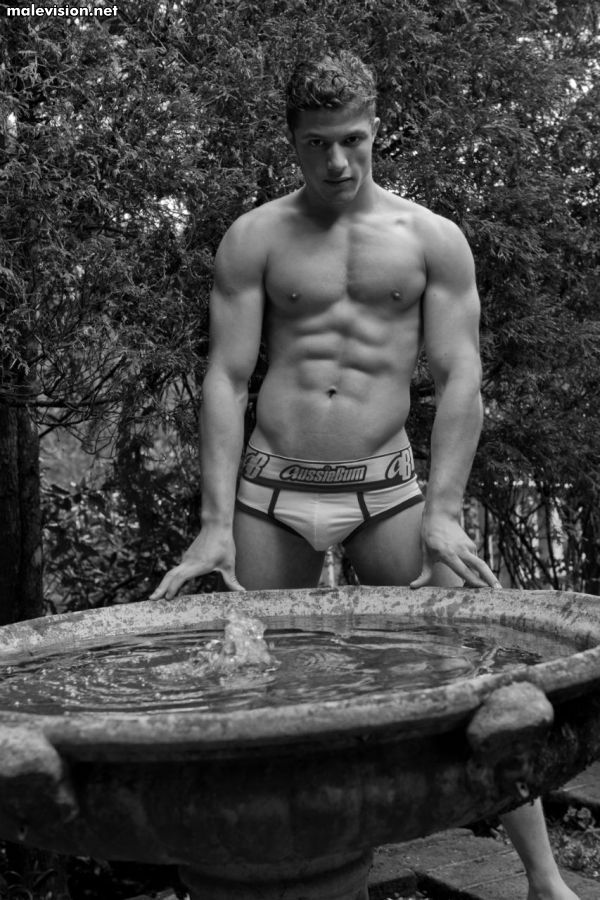 Lukas Rodrigues model