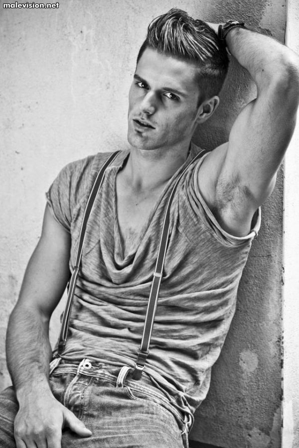 Denis Goossens model
