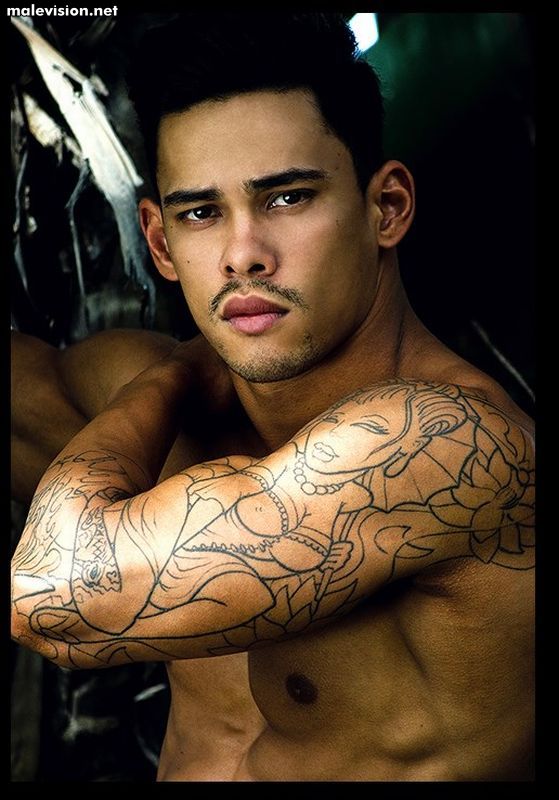 Álex Baute model