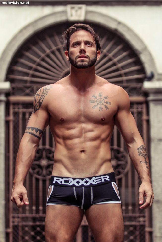 João Almeida model