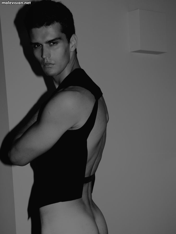 Emil Dostovic model